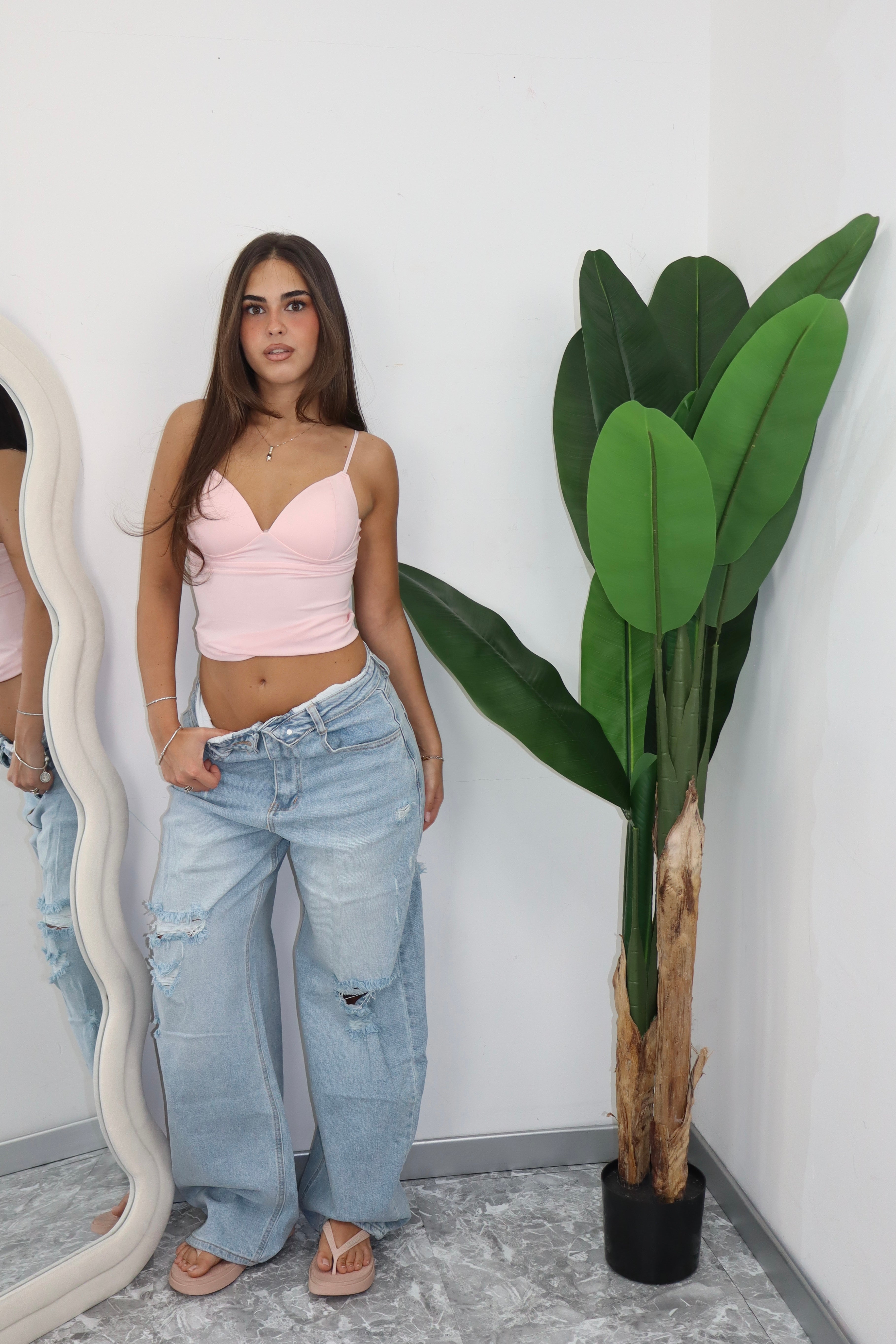 Jeans risvolto e strappi