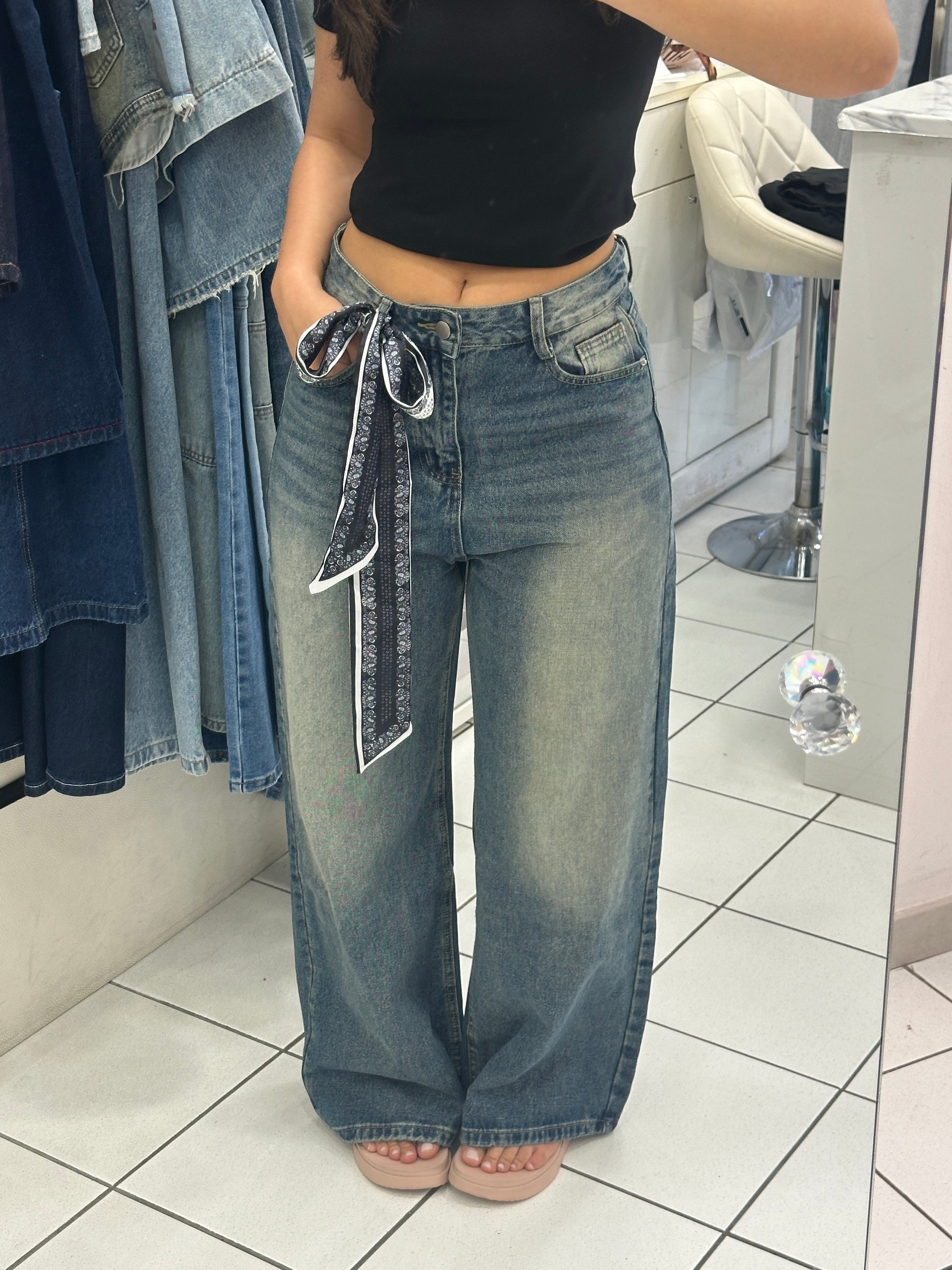 Jeans baggy + foulard