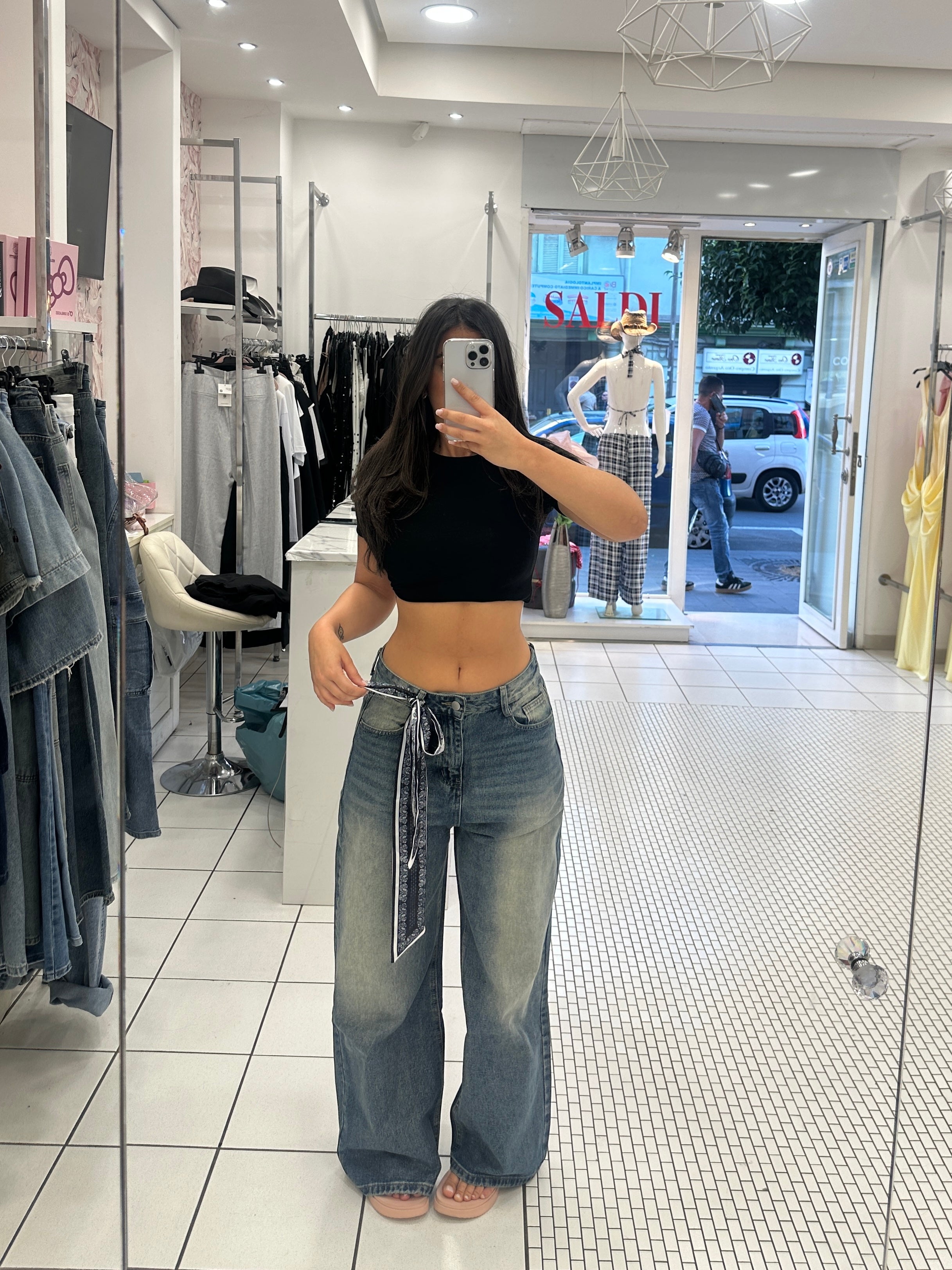 Jeans baggy + foulard