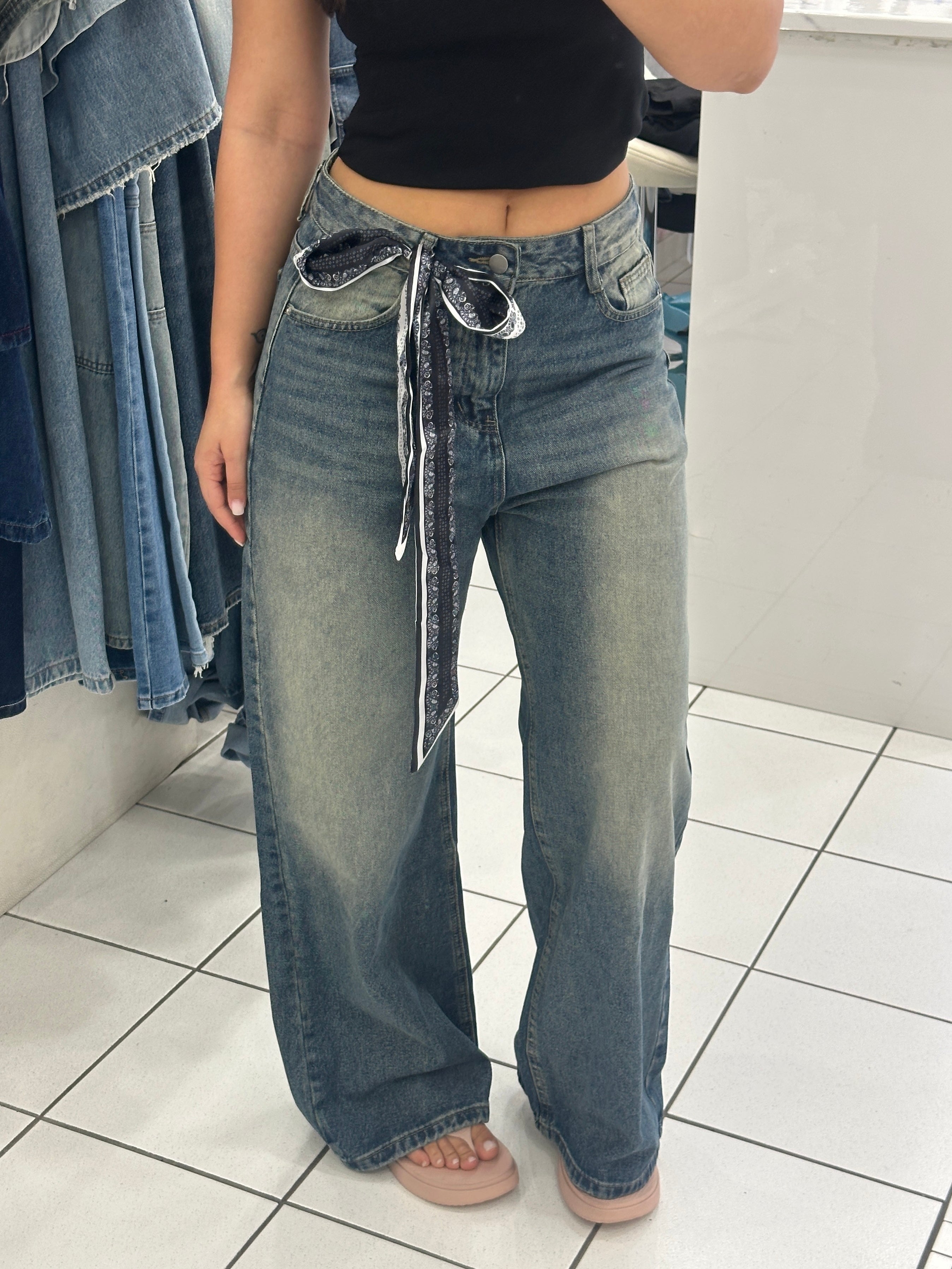 Jeans baggy + foulard